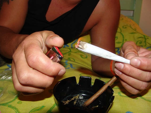 Lemarie Sylvain Thérapie Individuelle Adulte, Couple. Sexothérapie. EMDR. Hypnose Changement RapiLemarie-Sylvain-Thérapie-Individuelle-Adulte-Couple-Sexothérapie-Hypnose-Changement-Rapide-Emdr-Addiction-Cannabisde. Addiction au Cannabis